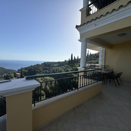 Mariza'S View House Apartment Lákones Екстериор снимка
