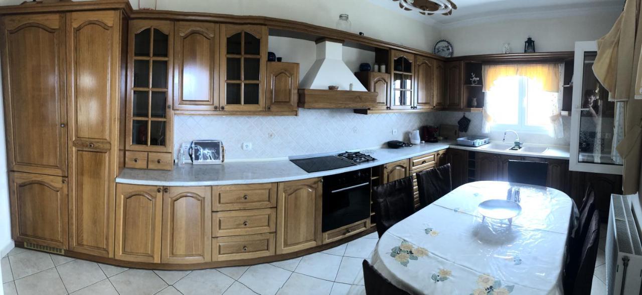 Mariza'S View House Apartment Lákones Екстериор снимка